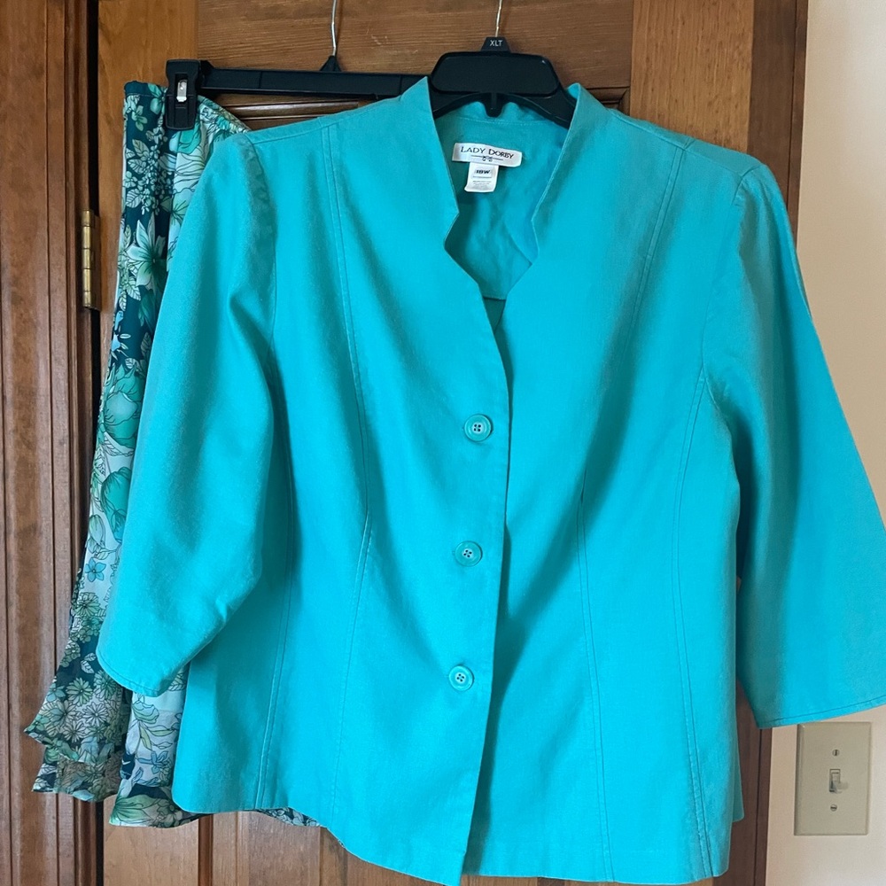 Tahari Women's Turquoise top and skirt